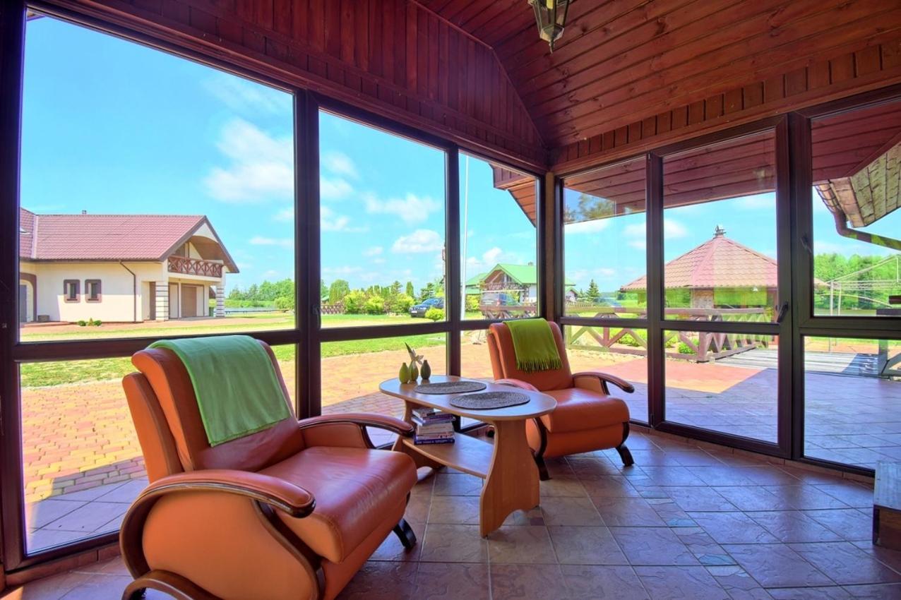 Dom Nad Stawem Przy Lesie Apartment Burkat Luaran gambar