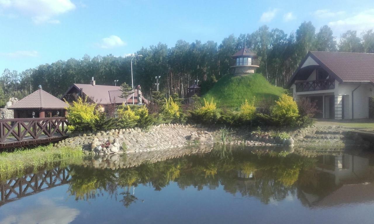 Dom Nad Stawem Przy Lesie Apartment Burkat Luaran gambar